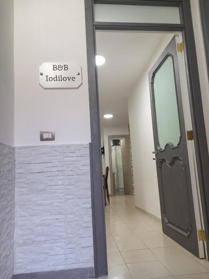 B&B Iodilove نابولي المظهر الخارجي الصورة